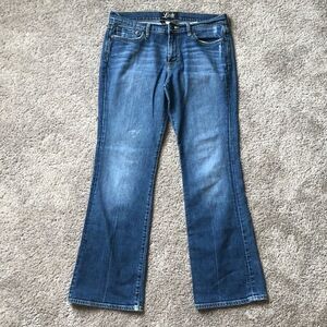 Lucky Brand Women's Straight Leg Jeans in Medium Blue Wash